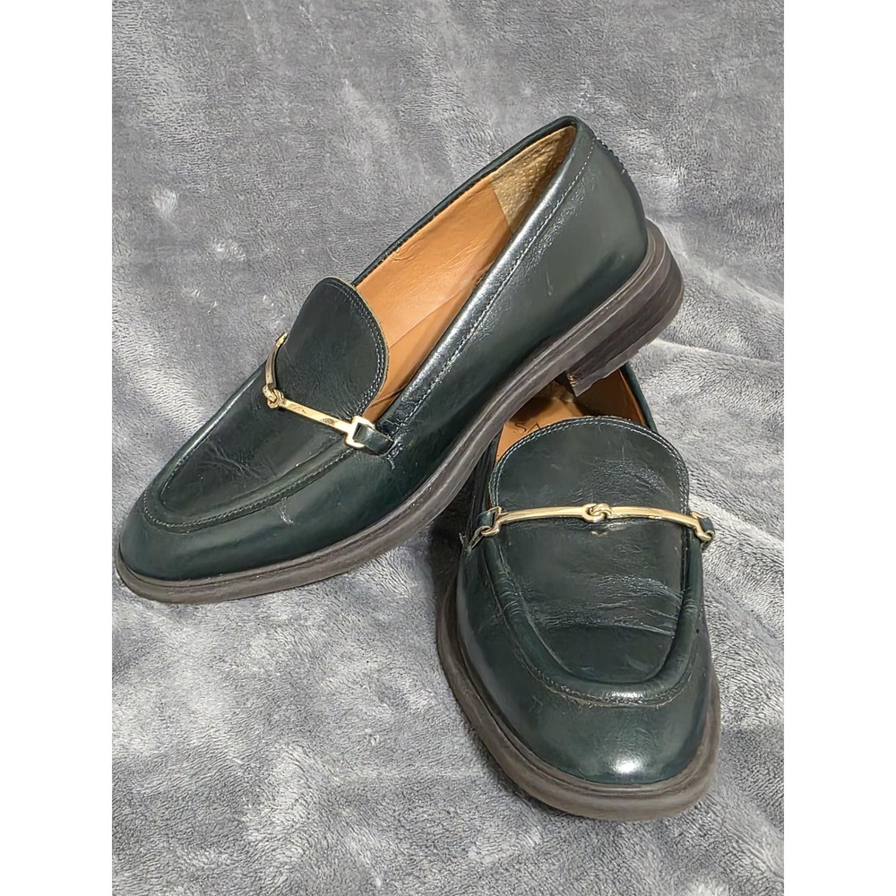 Sarto Shoes Womens Size 5 Green Leather Loafer Flats Bit Medallion Slip On
